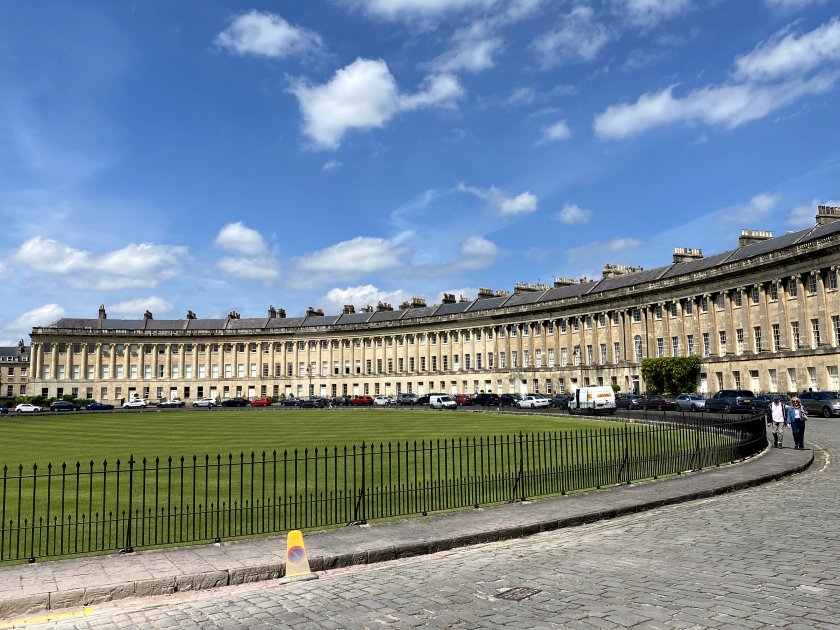 Royal Crescent in all its glory