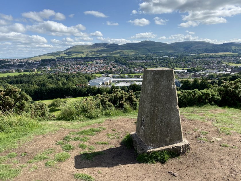 Wester Craiglockhart Hill trig point and southern view