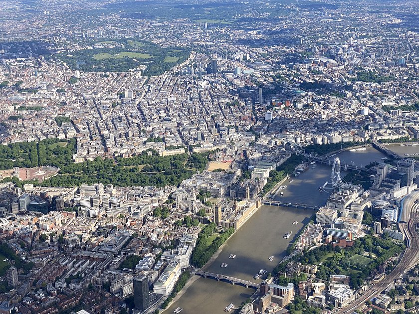 Familiar view of Central London, with Westminster and Waterloo